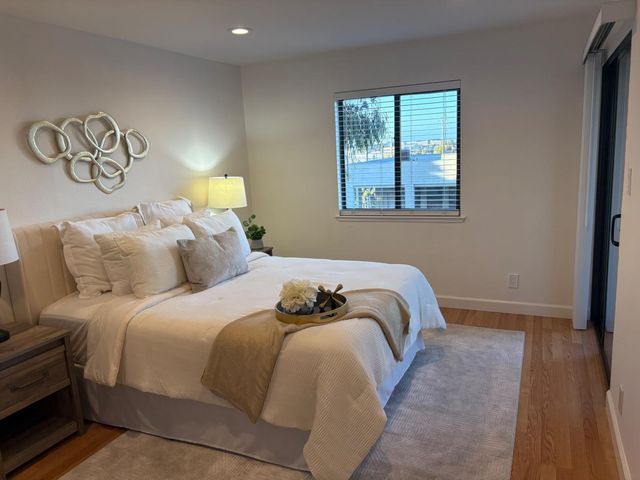 1 Laurel Street 102, San Carlos, CA 94070