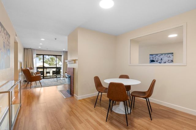 1 Laurel Street 102, San Carlos, CA 94070