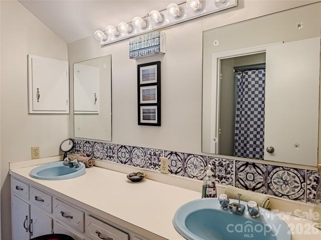 142 Padgett-Burns Road, Forest City, NC 28043