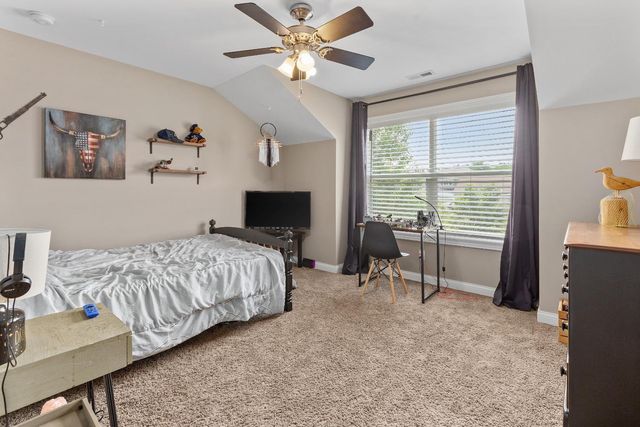1500 Gates Drive, Schererville, IN 46375
