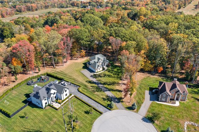 20 Winding Lane, Central Valley, NY 10917