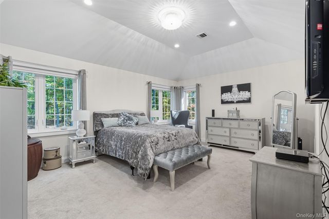 20 Winding Lane, Central Valley, NY 10917