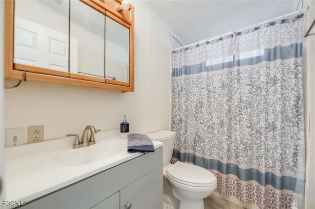 7076 Drum DR, St James City, FL 33956