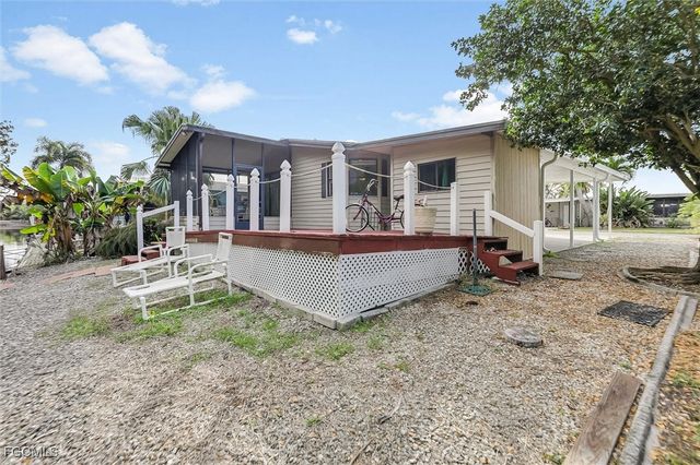 7076 Drum DR, St James City, FL 33956