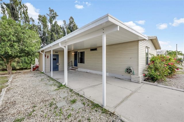 7076 Drum DR, St James City, FL 33956