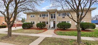 4010 Monroe Street 201, Bellwood, IL 60104