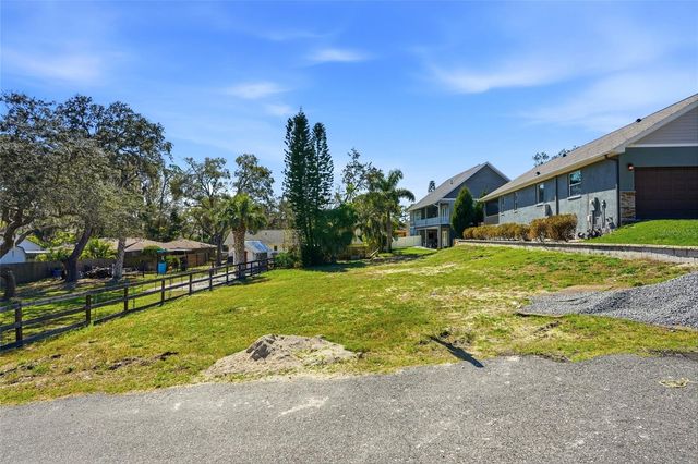 1604 BUTLER COURT, Tarpon Springs, FL 34689