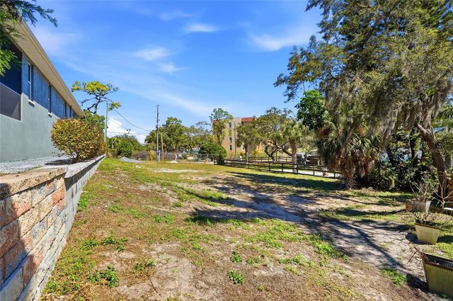 1604 BUTLER COURT, Tarpon Springs, FL 34689