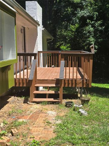 2826 Manor Court, Snellville, GA 30078