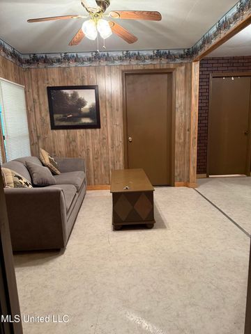 1135 Mudline Road, Magnolia, MS 39652