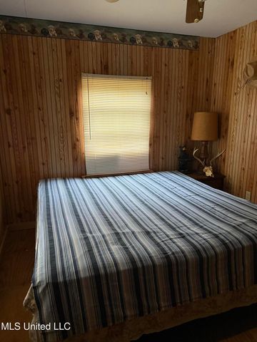 1135 Mudline Road, Magnolia, MS 39652