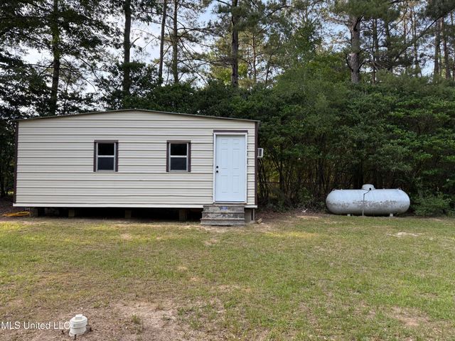 1135 Mudline Road, Magnolia, MS 39652