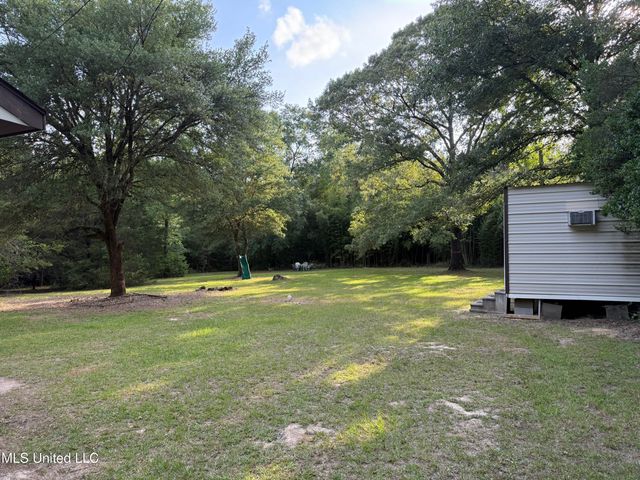 1135 Mudline Road, Magnolia, MS 39652