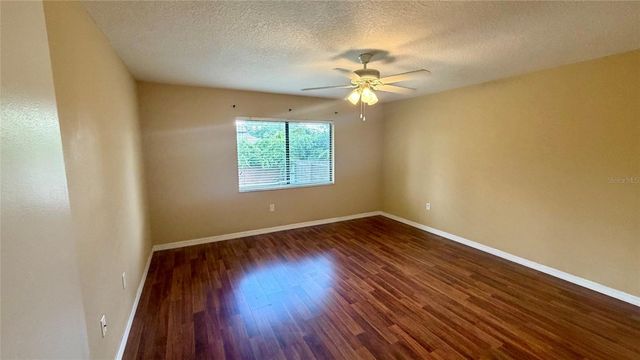37 HOLLOW BRANCH ROAD, Apopka, FL 32703