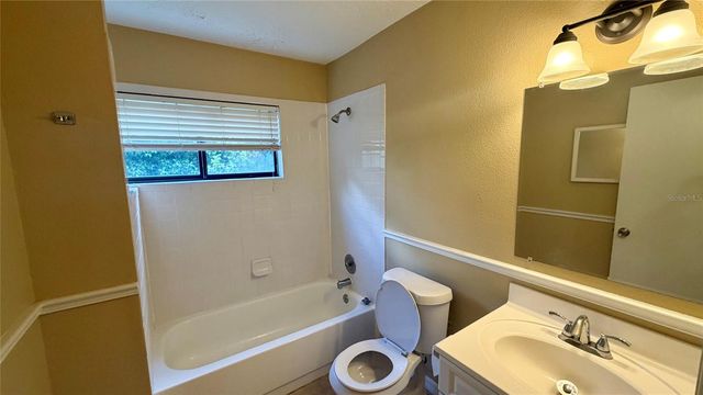 37 HOLLOW BRANCH ROAD, Apopka, FL 32703