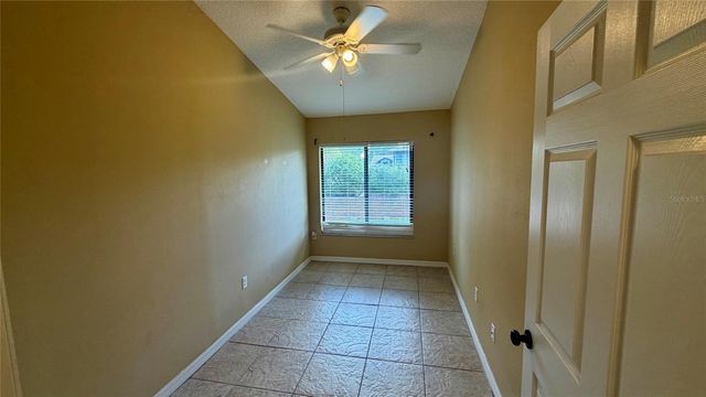 37 HOLLOW BRANCH ROAD, Apopka, FL 32703