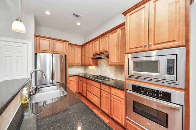 10815 Almeda Park Drive, Houston, TX 77045