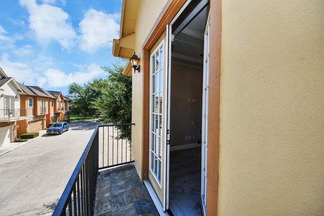10815 Almeda Park Drive, Houston, TX 77045