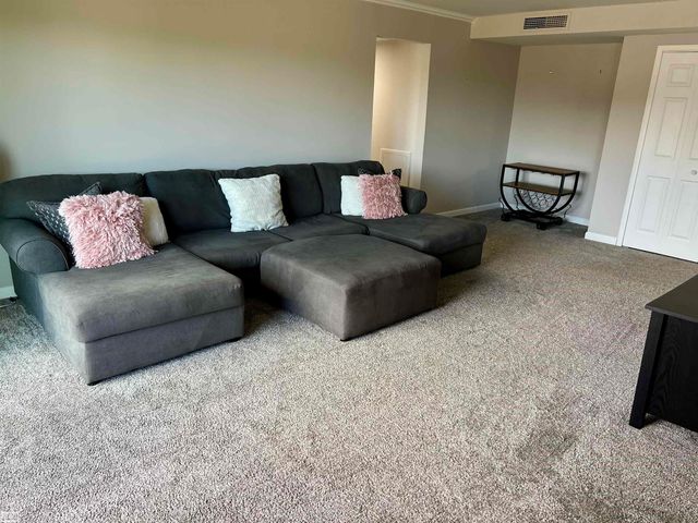 532 Riviera Drive 177, Saint Clair Shores, MI 48080