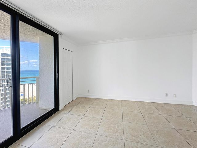 3000 N Ocean Drive 19-B, Singer Island, FL 33404