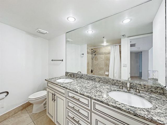 3000 N Ocean Drive 19-B, Singer Island, FL 33404
