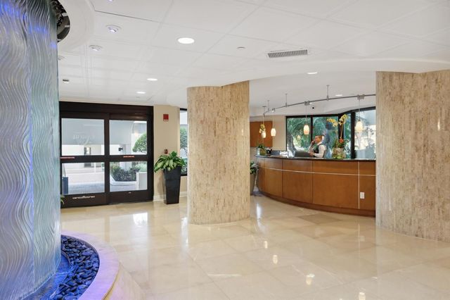 3000 N Ocean Drive 19-B, Singer Island, FL 33404