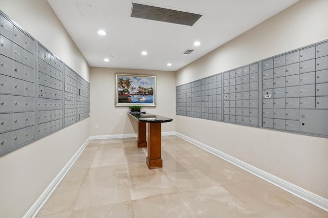 3000 N Ocean Drive 19-B, Singer Island, FL 33404