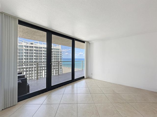 3000 N Ocean Drive 19-B, Singer Island, FL 33404