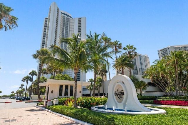 3000 N Ocean Drive 19-B, Singer Island, FL 33404