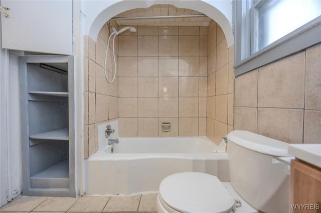 68 Sirret Street, Buffalo, NY 14220