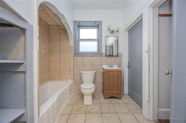 68 Sirret Street, Buffalo, NY 14220