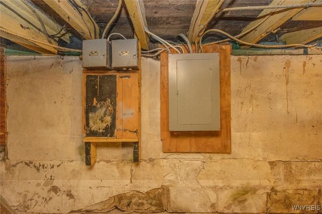 68 Sirret Street, Buffalo, NY 14220