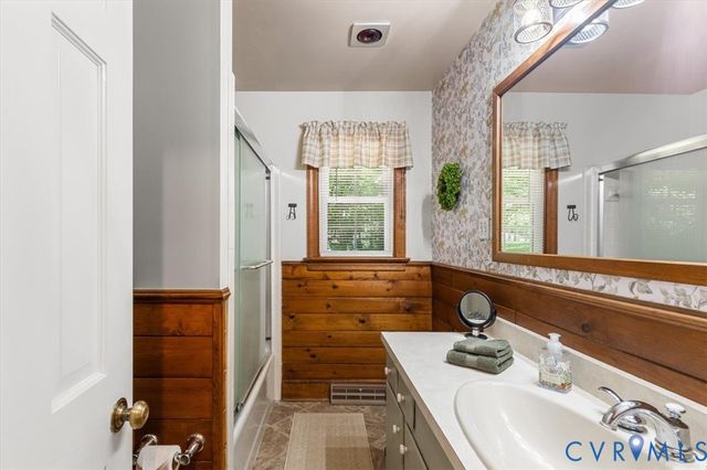 12041 Trailbrook Dr, Chesterfield, VA 23838