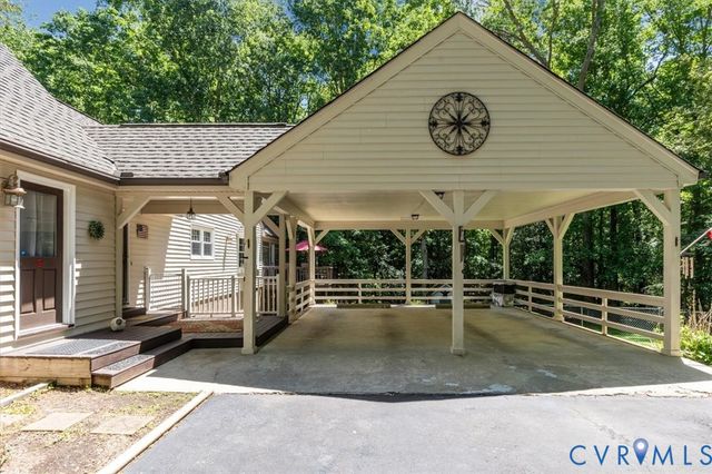12041 Trailbrook Dr, Chesterfield, VA 23838