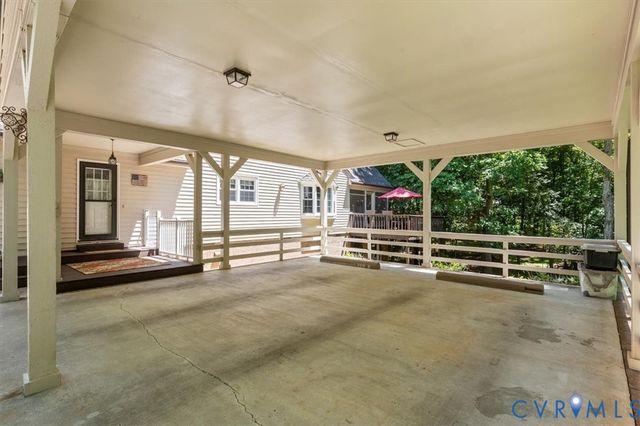 12041 Trailbrook Dr, Chesterfield, VA 23838