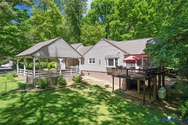 12041 Trailbrook Dr, Chesterfield, VA 23838