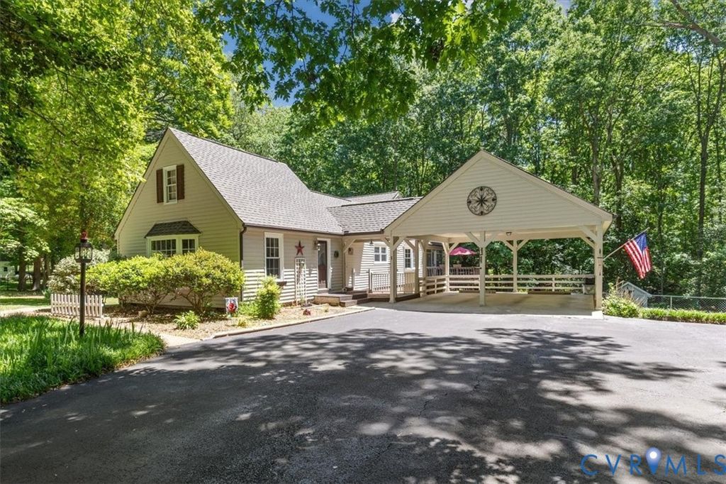 12041 Trailbrook Dr, Chesterfield, VA 23838