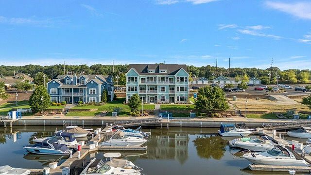 6019 S Dune Harbor Drive C, Portage, IN 46368