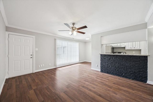 201 Emerson Street 04, Houston, TX 77006