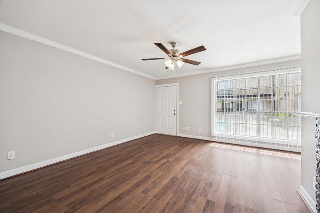 201 Emerson Street 04, Houston, TX 77006