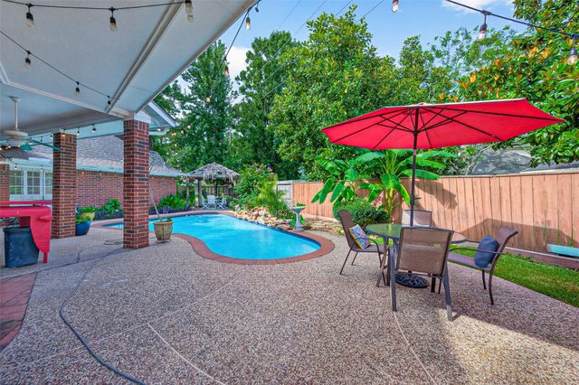 16322 Hammerwood Court, Tomball, TX 77377