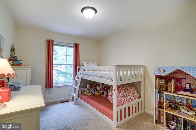 6149 GREEN HOLLOW CT, Springfield, VA 22152