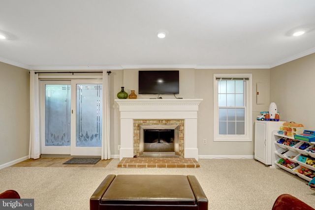 6149 GREEN HOLLOW CT, Springfield, VA 22152