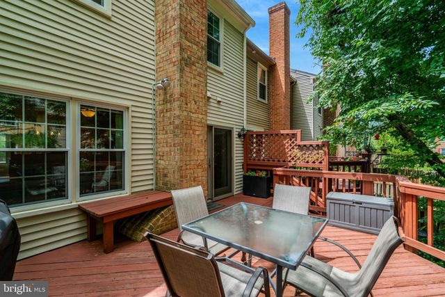 6149 GREEN HOLLOW CT, Springfield, VA 22152