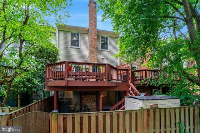 6149 GREEN HOLLOW CT, Springfield, VA 22152