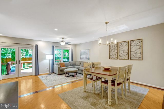 6149 GREEN HOLLOW CT, Springfield, VA 22152