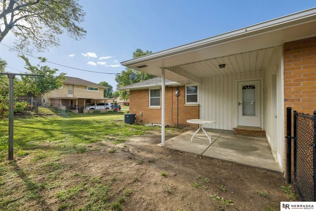6000 Lexington Avenue, Lincoln, NE 68505