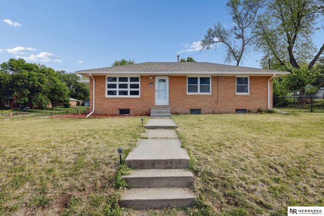 6000 Lexington Avenue, Lincoln, NE 68505