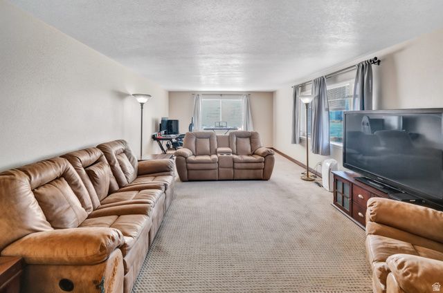 10 N MAIN ST, Centerfield, UT 84622