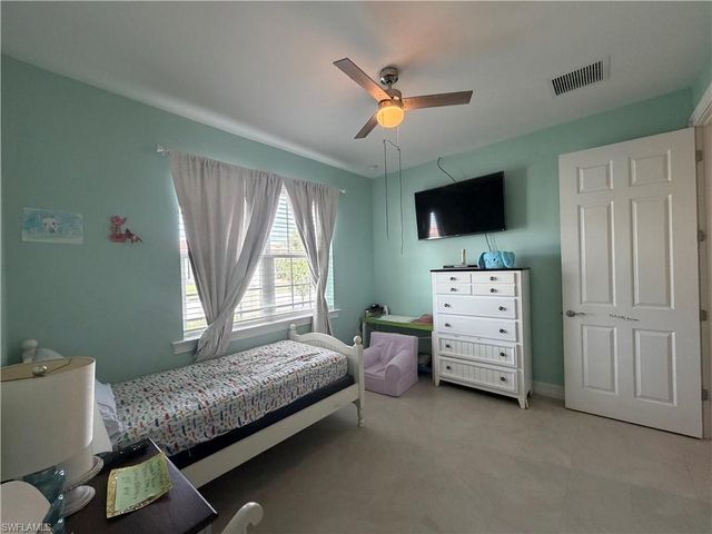 3202 Birchin LN, Fort Myers, FL 33916